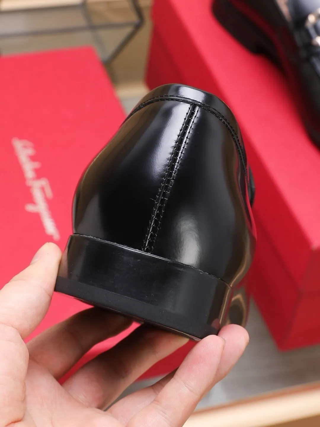 P620💰🔥《Ferragamo》👏Latest • High-end top brand luxury ~ purchasing agency, top quality ~. New fashionable business men's shoes🔜The uppers are made of original open-edge beaded cowhide➕cowhide·lining, with fine workmanship. The original stylish and soft combination wear-resistant and non-slip outsole is light and comfortable on the feet. The real thing looks better in real life. Size: 38/45
